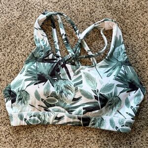 Senita Athletics Green Leaf Print Sports Bra